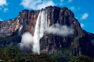 El Salto Ángel incluido entre los 71 destinos más bellos de Condé Nast Traveler