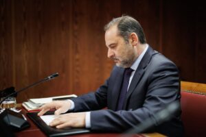El Supremo rechaza el recurso de Ábalos y avala la decisión del juez de investigar aparte presuntos amaños de obras | europapress.es