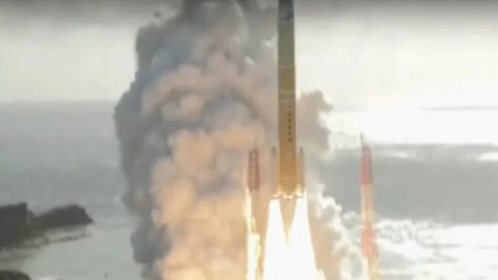 El cohete H3 de Japón sufre estallido del motor y no logra poner en órbita un satélite