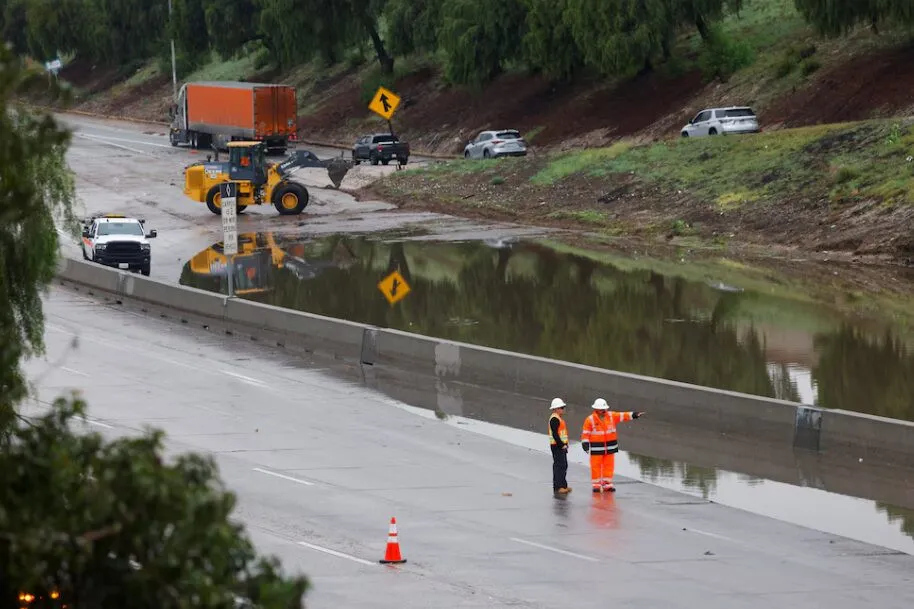 El gobernador de California declaró estado de emergencia en seis condados tras las intensas lluvias - AlbertoNews
