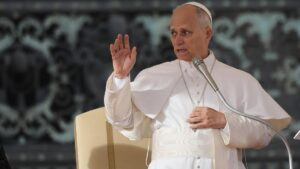 El papa critica la concentración de la riqueza y a los poderosos que no oyen a los pobres | elperiodico.com