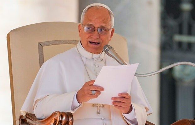 El papa propone invitar a personas pobres o solas a la cena de Nochebuena