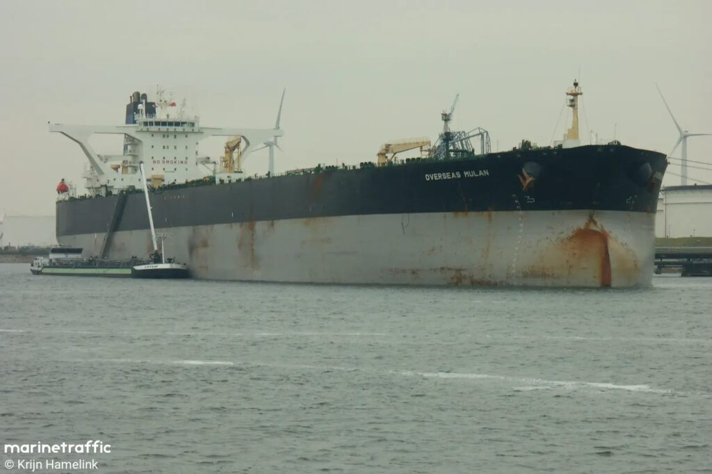El petrolero sancionado Bella 1 evadió a la Guardia Costera de EEUU y se dio a la fuga