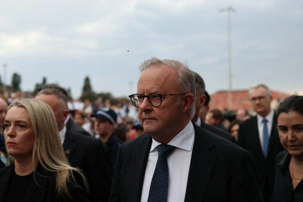 El primer ministro de Australia se disculpa ante la comunidad judía tras la masacre en Bondi