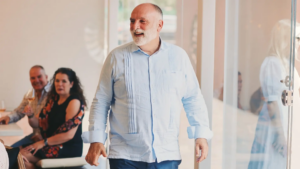 El truco de la hija del chef José Andrés para hacer unos churros perfectos: "Nunca te va a salpicar"