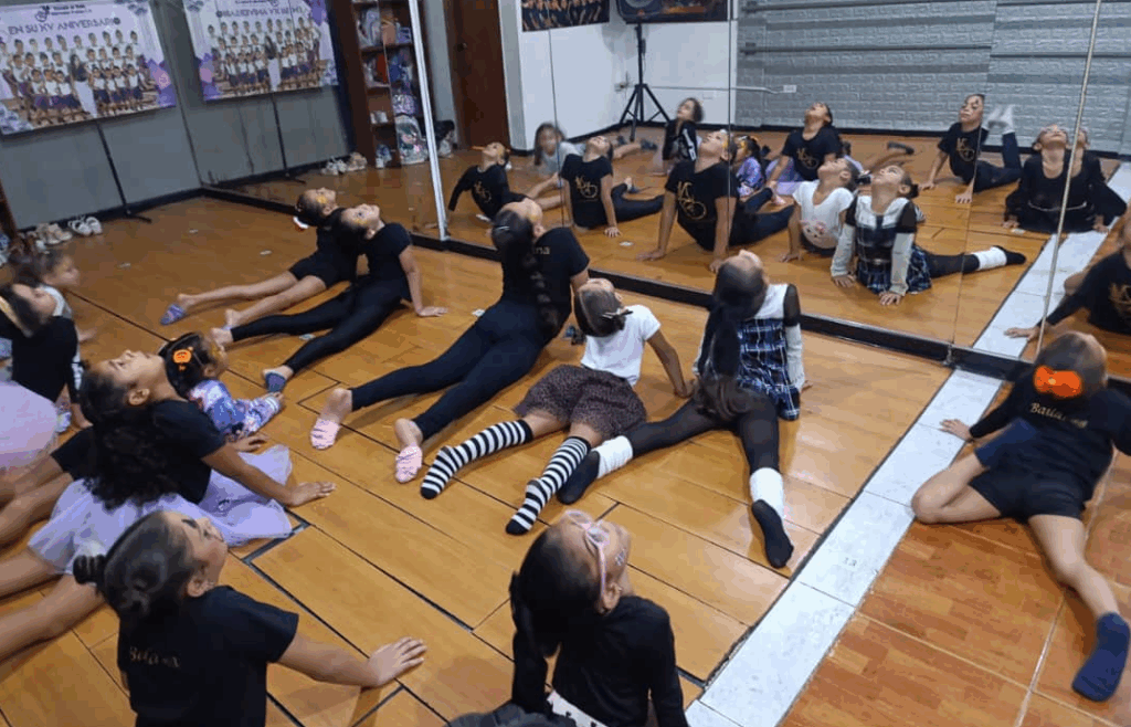 Escuela Mariuska Freites celebra 16 aniversario