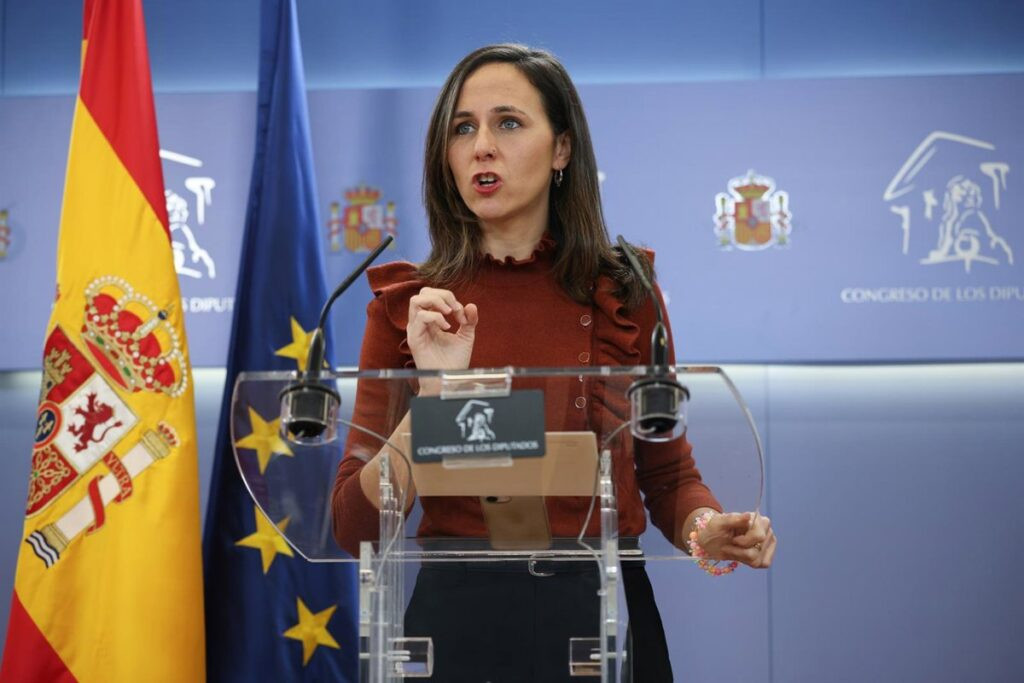 "Está al límite y políticamente muerto"