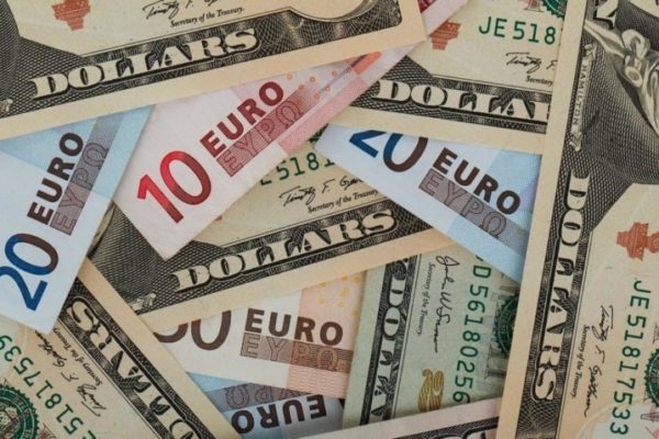 Banca y Negocios