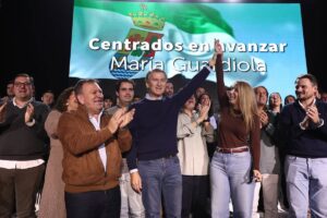 Feijóo y Guardiola se marcan como reto lograr más escaños que toda la izquierda y reducir la dependencia de Vox | europapress.es