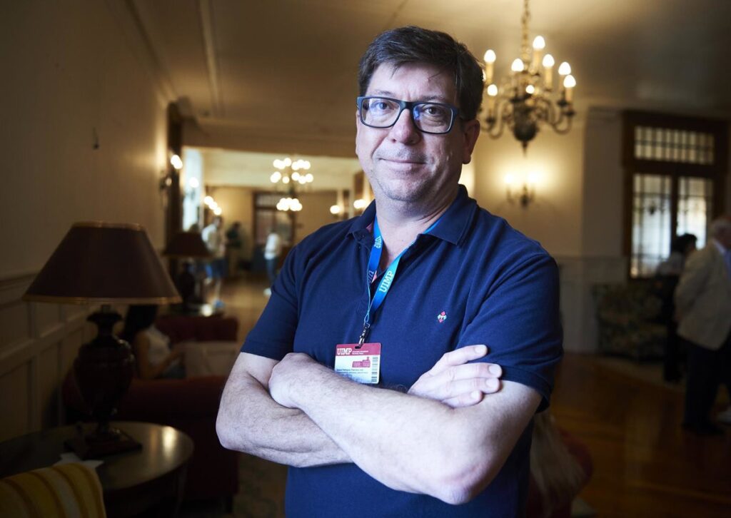 Ferraz convoca a las responsables de Igualdad del PSOE para abordar las denuncias internas de acoso a Paco Salazar