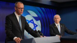 GUERRA EN ORIENTE PRÓXIMO | Merz dice ante Netanyahu que Israel «debe rendir cuentas ante el derecho internacional por sus acciones» en Gaza | elperiodico.com