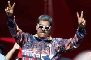 Gobierno de Maduro despedirá el 2025 con vías institucionales cerradas y más aislado