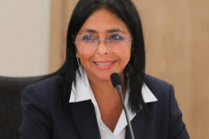 Gobierno: economía comunal será la vía «concreta y eficiente» para enfrentar bloqueo económico