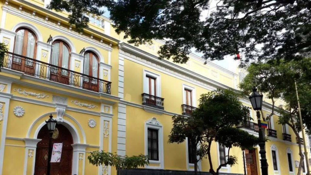 Gobierno rechaza intención de EEUU de vender armas a Taiwán