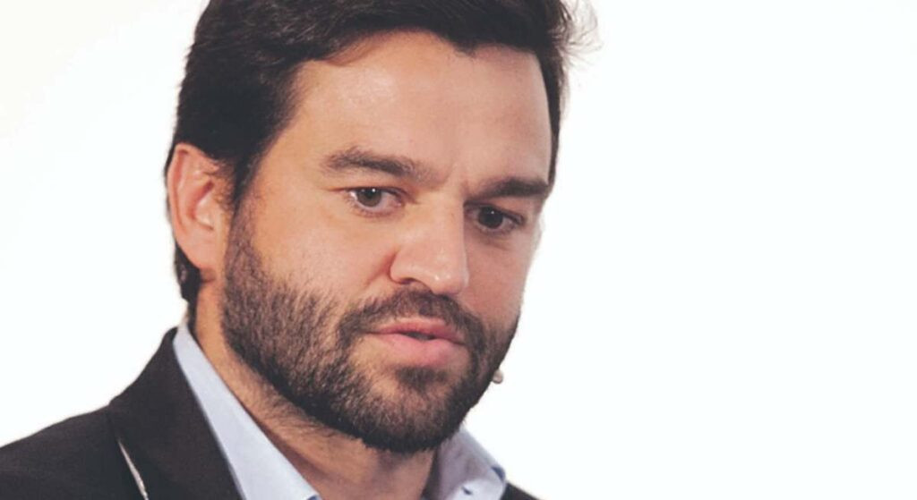 Gonzalo Martín-Villa sale de Telefónica tras asistir a De Paz en la nueva filial de Infra