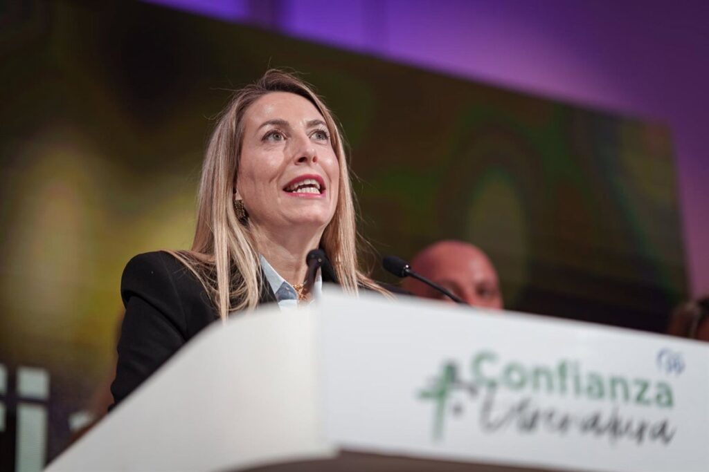Guardiola apunta a un gobierno del PP en solitario y pide a Vox plantearse la abstención para su investidura