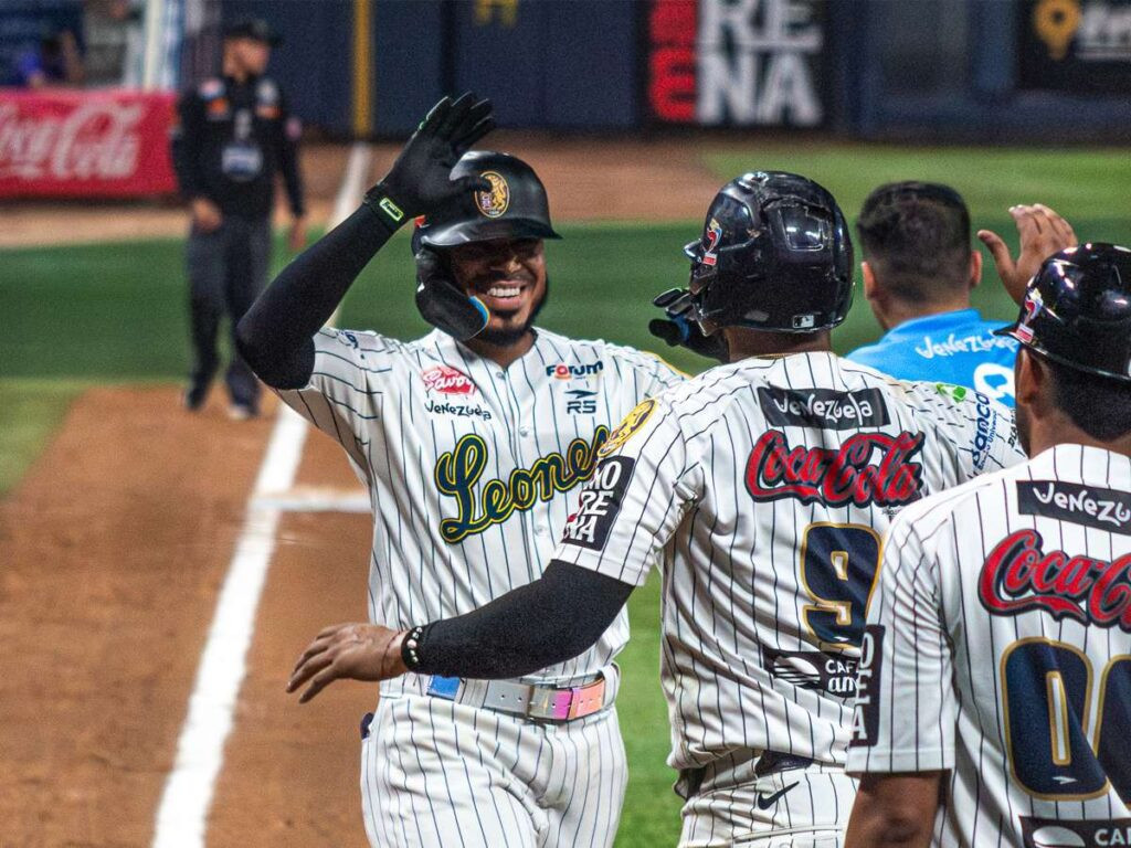 Harold Castro pone rumbo a Corea del Sur