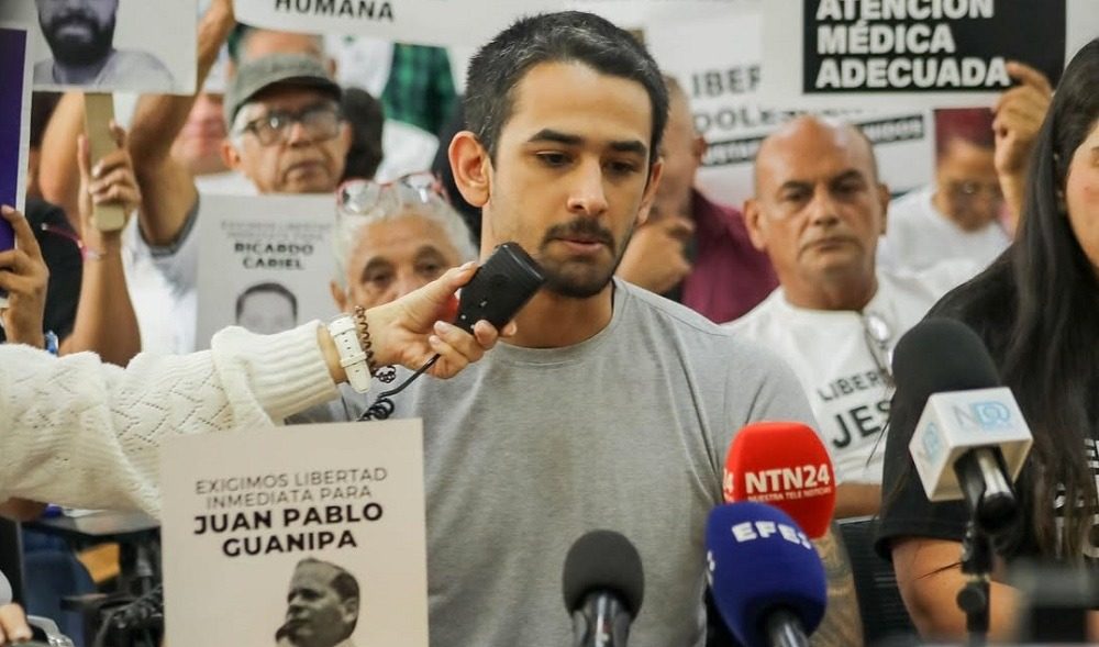 Hijo de Juan Pablo Guanipa exigió atención médica inmediata para su padre tras muerte de Alfredo Díaz