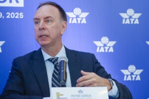 Iata ve «delicada» la situación de cancelación de vuelos a Venezuela y promueve el diálogo