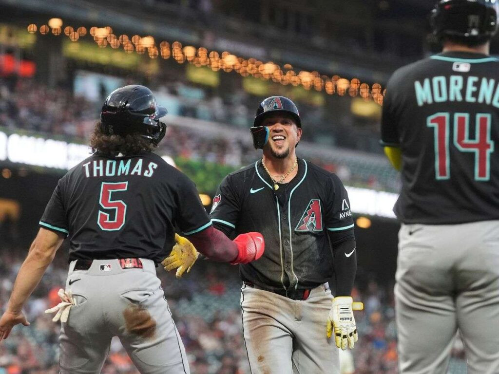 Ildemaro Vargas regresa a los DBacks para 2026