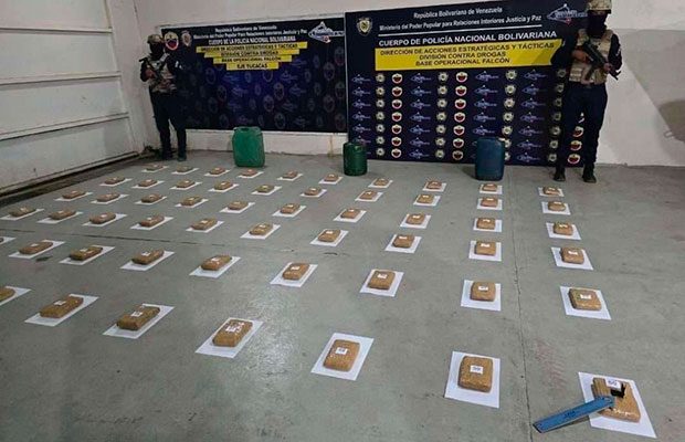 Incautan cargamento de droga en un Encava