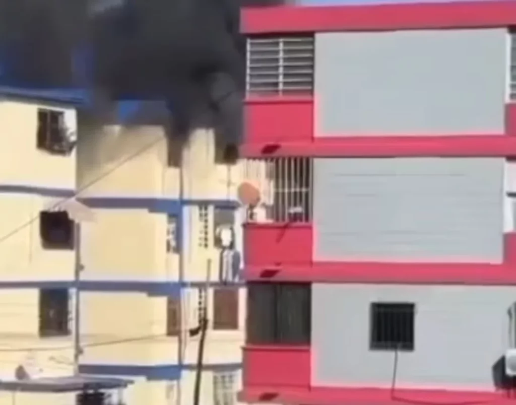 Incendio en un apartamento dejó siete lesionados en Valencia