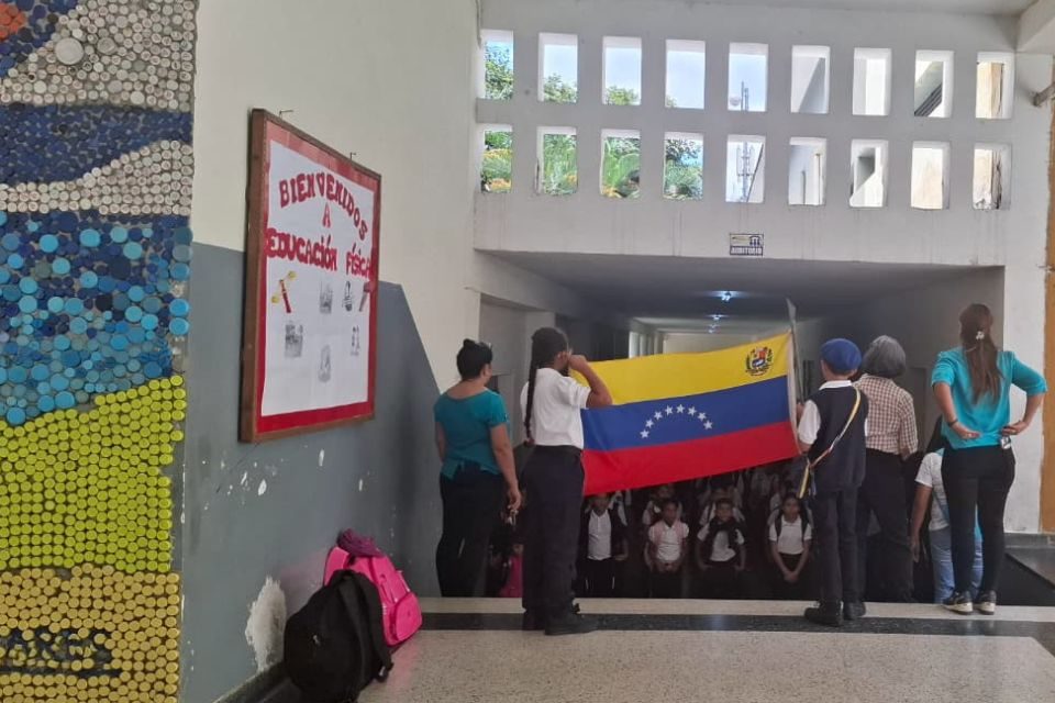 Inicio de clases será el 12 de enero de 2026: revise aquí el calendario del Min-Educación