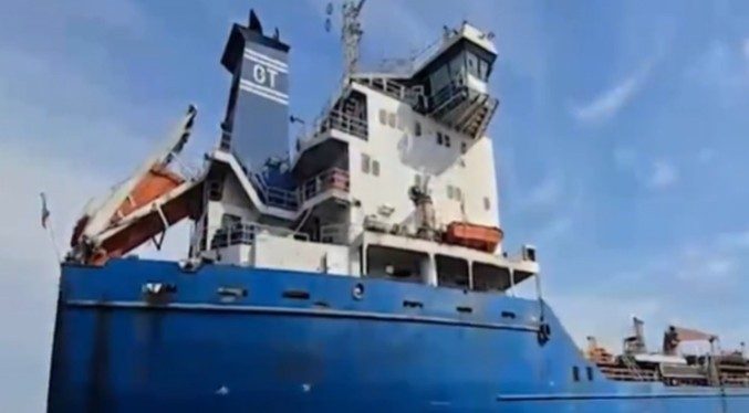 Irán incauta un petrolero extranjero con seis millones de litros de diésel de contrabando