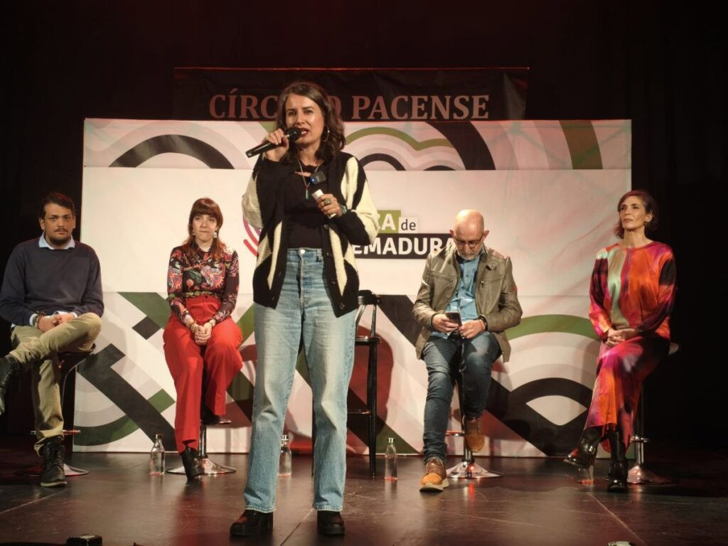 Irene de Miguel (Unidas) insta a que "no se quede ni un voto de izquierdas este domingo en casa"
