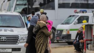 Israel anuncia la reapertura del cruce de Rafah en los próximos días «exclusivamente» para salir de Gaza | elperiodico.com