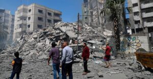 Israel detiene a 50 palestinos y asalta viviendas en incursión en urbe palestina Qabatiya – AlbertoNews