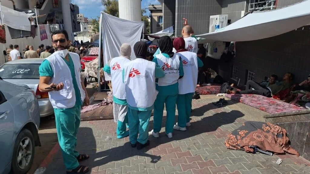 Israel prohibió operar en Gaza a más de 25 ONG, incluida Médicos Sin Fronteras