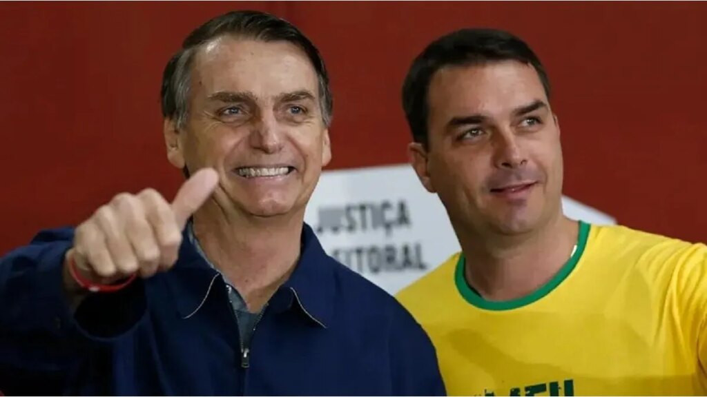 Jair Bolsonaro respaldó a su hijo Flavio como candidato a presidente de Brasil en las elecciones 2026