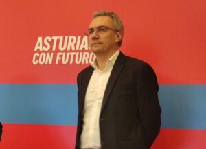 Javier Izquierdo, miembro de la Ejecutiva del PSOE, deja todos sus cargos en plena crisis por las denuncias de acoso | europapress.es