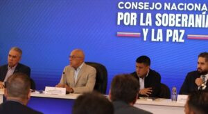 Jorge Rodríguez llama a defender la paz del país