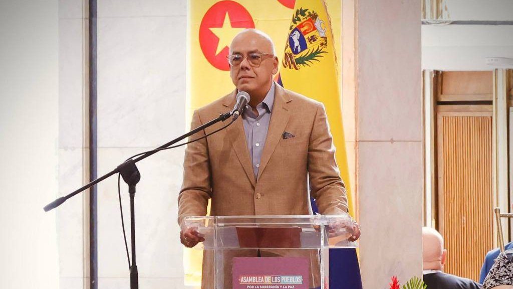 Jorge Rodríguez llamó "inútiles" a representantes de la CPI y anunció la salida de Venezuela