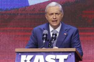Kast sobre eventual intervención en Venezuela: apoyaremos