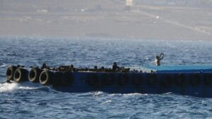La Guardia Costera griega rescata con vida a más de 540 migrantes frente a las aguas de Creta | elperiodico.com
