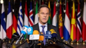 La OTAN rechaza las amenazas de Putin de entrar en guerra con Europa y espera «más pasos» en las negociaciones | elperiodico.com