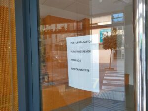 La Policía detiene al anestesista de la clínica de Alzira que sedó a la niña de 6 años fallecida | europapress.es