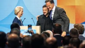 La UE exige para Ucrania garantías de seguridad sólidas si tiene que renunciar a la OTAN | elperiodico.com