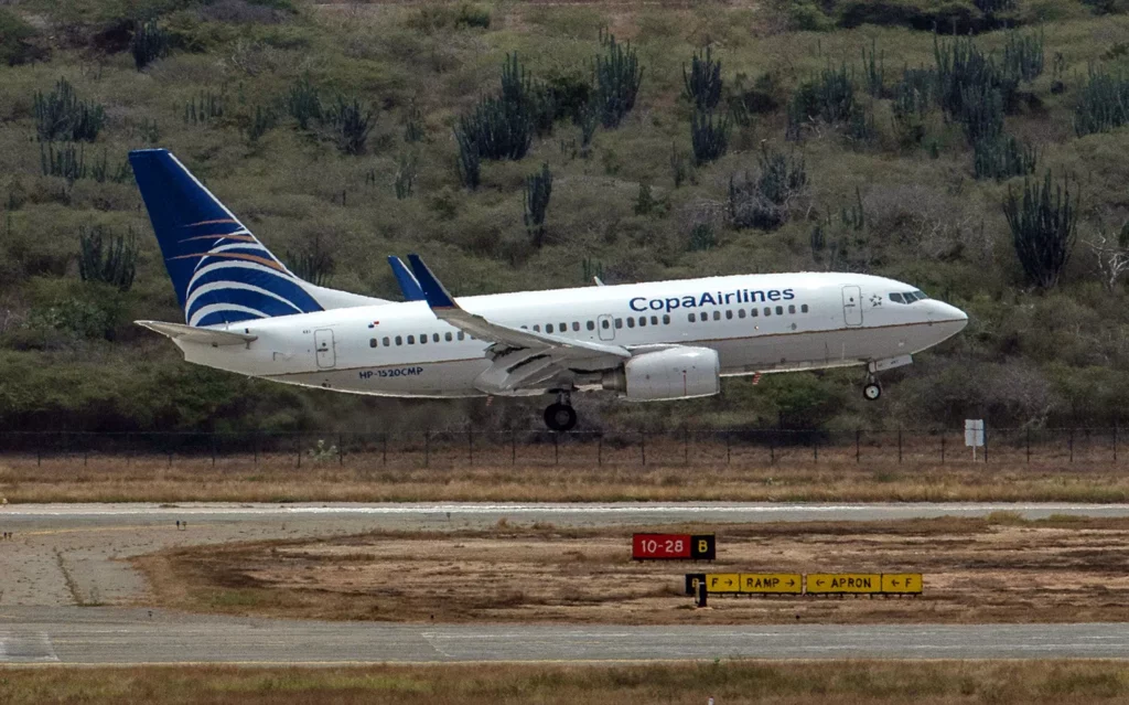 La aerolínea panameña Copa Airlines suspende de manera temporal los vuelos a Venezuela - AlbertoNews