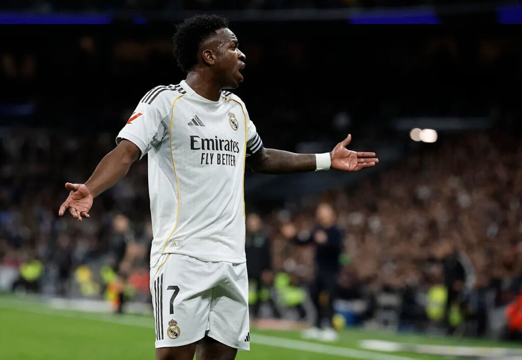 La eterna rabieta del peor Vinicius: con Alonso, con la grada y con el Madrid por una cifra que no llega | LaLiga EA Sports 2025