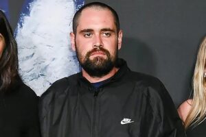 La habitación del hotel donde se alojaba el hijo de Rob Reiner estaba llena de sangre tras los asesinatos