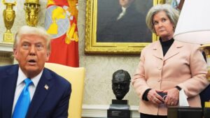 La jefa de gabinete de la Casa Blanca afirma que Trump tiene «personalidad de alcohólico» | elperiodico.com