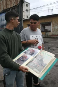 La “quema del Año Viejo” une a comunidades y generaciones