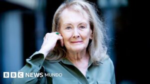 «Las mujeres que murieron por un aborto ilegal se merecen un monumento»: la traumática experiencia que le cambió la vida a la Nobel de Literatura Annie Ernaux