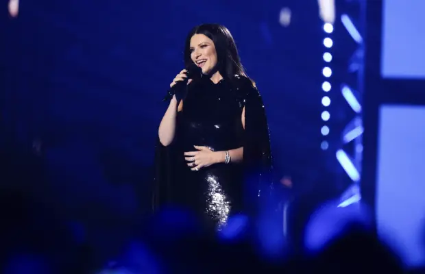 Laura Pausini añadió nuevas fechas a su gira «Yo Canto»