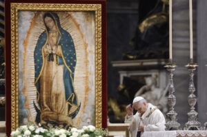 León XIV pide a la Virgen de Guadalupe alejar a los jóvenes del crimen y las adicciones