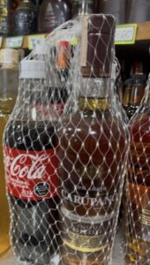 Licorerías ofrecen combos a partir de $10